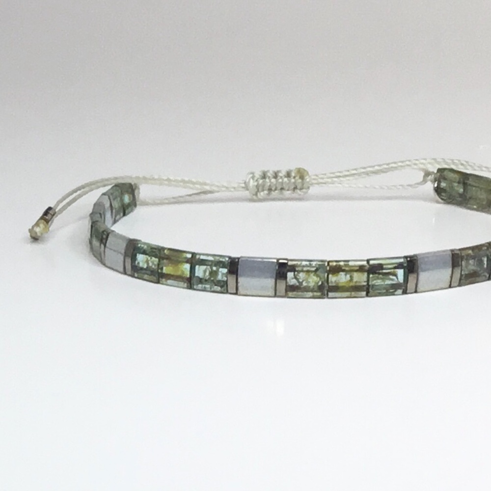 🆕 Miyuki tila bead bracelet - Picture 3 of 4